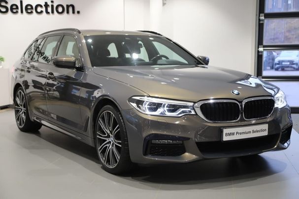 BMW 520d Touring xDrive 141 kW image number 2