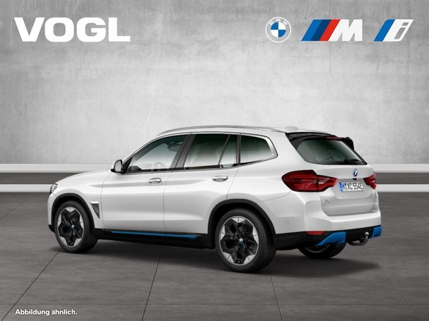 BMW iX3 210 kW image number 6