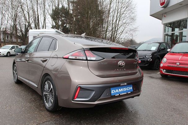 Hyundai Ioniq 1.6 GDI DCT 104 kW image number 4