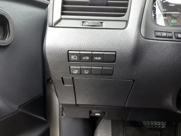 Car image 50