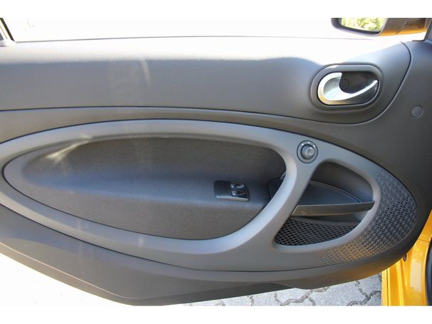 Smart ForTwo EQ 60 kW image number 12