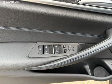 Car image 41