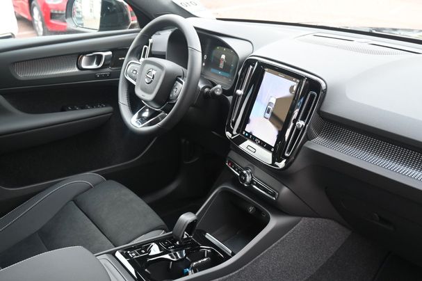 Volvo XC40 B4 Dark 145 kW image number 13