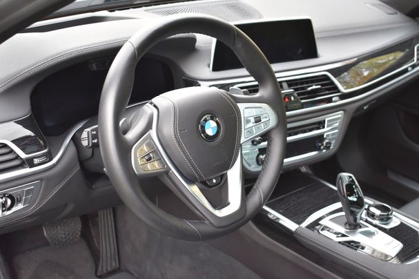 BMW 740d xDrive 250 kW image number 12