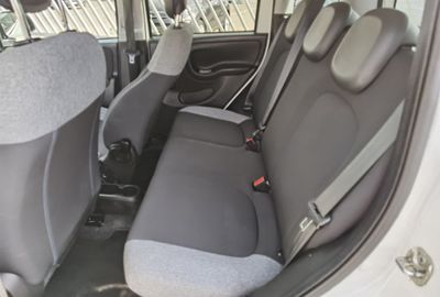 Car image 13