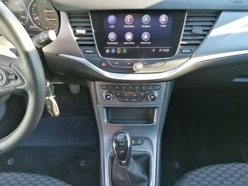 Car image 11