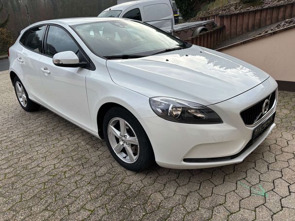 Volvo V40 90 kW image number 2