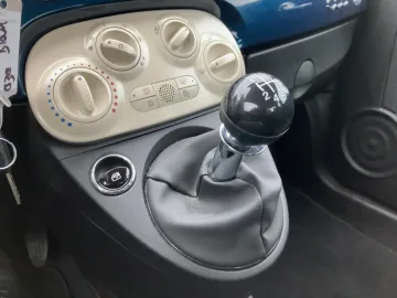 Car image 17