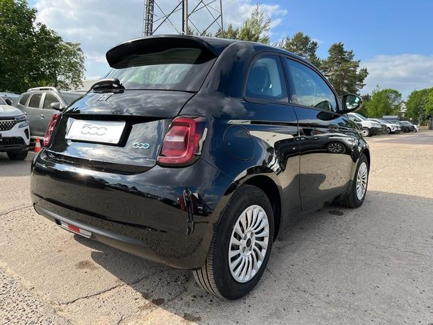 Fiat 500 e 70 kW image number 4