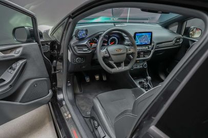 Car image 31