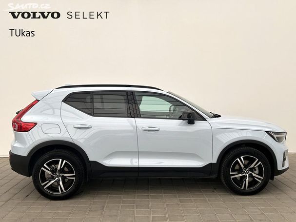 Volvo XC40 B4 Plus Dark 145 kW image number 5