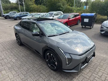 Car image 29