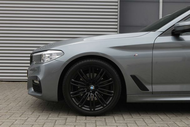 BMW 520d Touring 140 kW image number 17