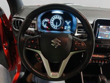 Car image 14