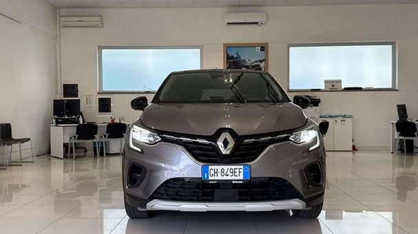 Renault Captur E-Tech Hybrid 145 105 kW image number 2