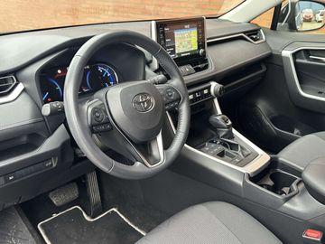 Car image 13