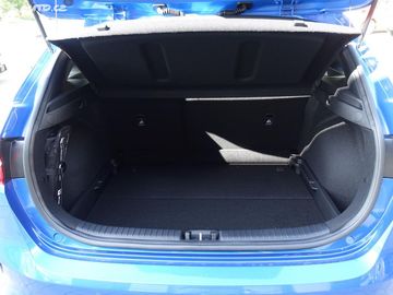 Car image 29