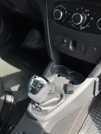 Car image 33
