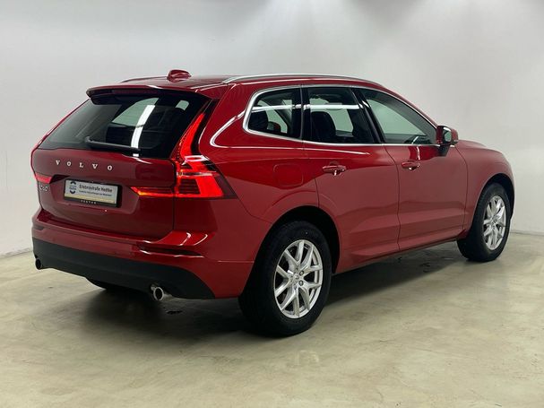 Volvo XC60 AWD Momentum Pro B5 184 kW image number 4