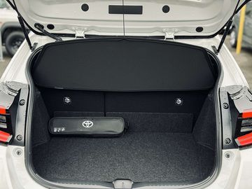 Car image 31