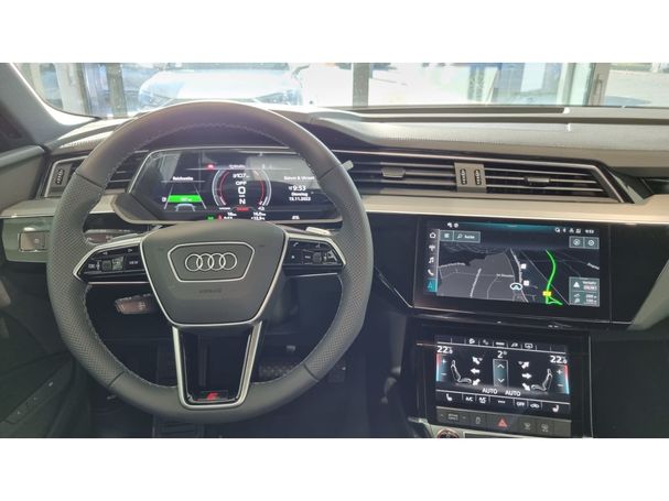 Audi e-tron quattro 370 kW image number 12