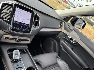 Car image 46