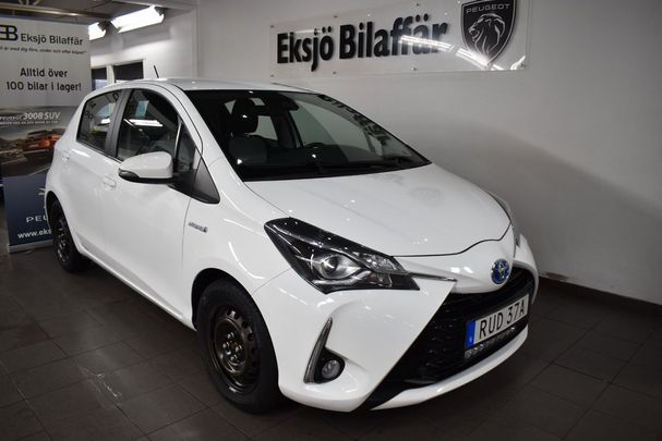 Toyota Yaris Hybrid 74 kW image number 2