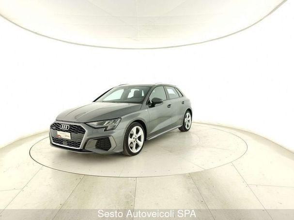 Audi A3 40 TFSI quattro S tronic S-line 140 kW image number 1