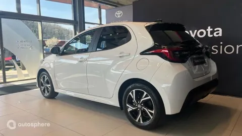 Car image 5