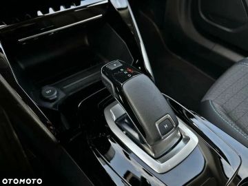 Car image 36