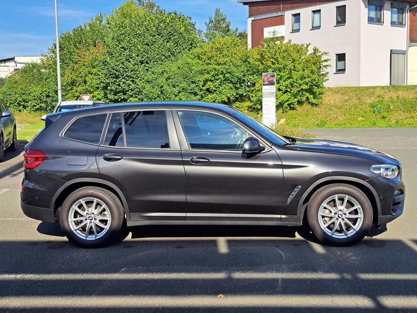 BMW X3 xDrive30d Advantage 194 kW image number 8