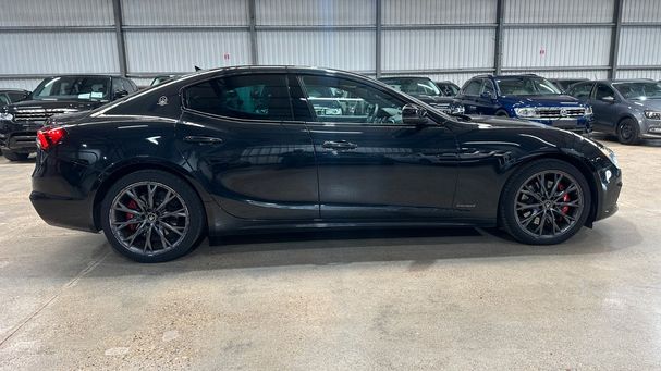 Maserati Ghibli S GranSport Q4 316 kW image number 3