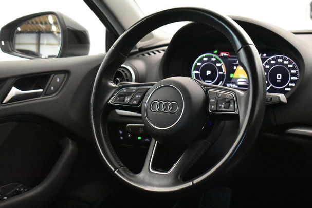 Audi A3 1.4 e-tron Sportback 150 kW image number 12