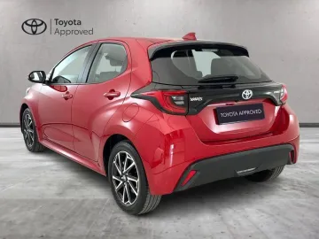 Car image 2