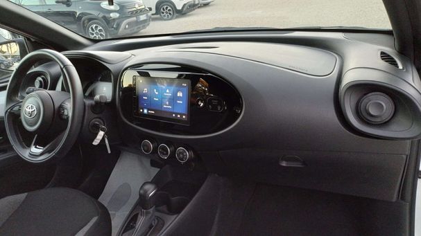 Toyota Aygo X 1.0 CVT 53 kW image number 9