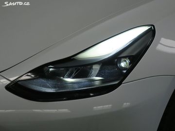 Car image 48