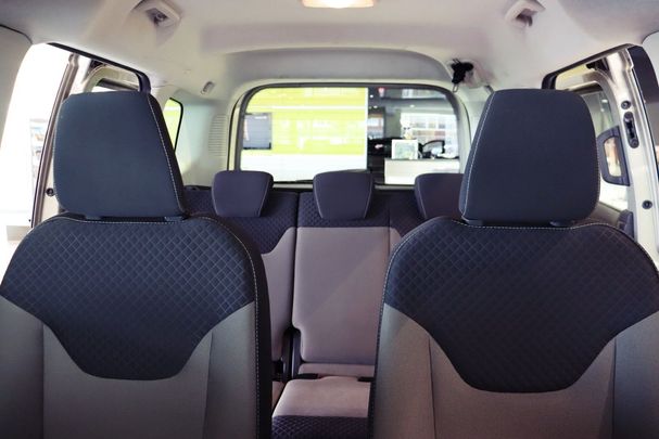 Ford Tourneo Courier 74 kW image number 9