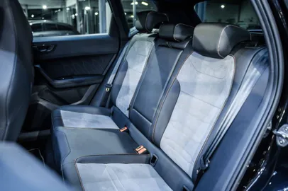 Car image 27