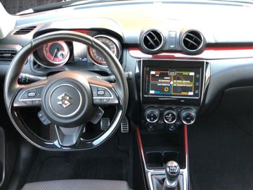 Car image 14