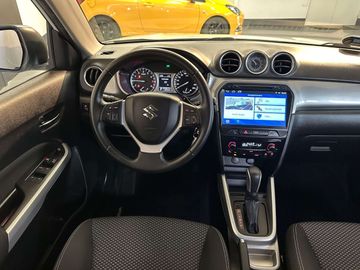 Car image 11