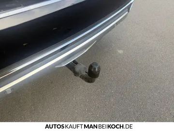 Car image 35