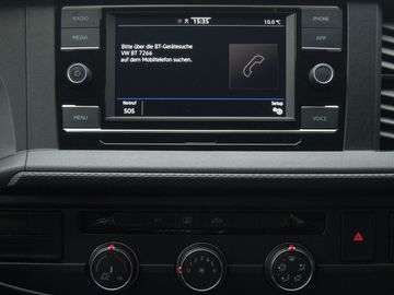 Car image 32