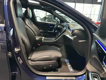 Car image 43