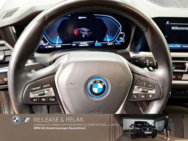 BMW 330e Touring Sport Line 215 kW image number 11