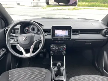 Car image 5