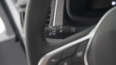 Car image 31