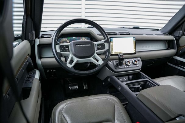 Land Rover Defender 110 2.0 P400e 297 kW image number 6