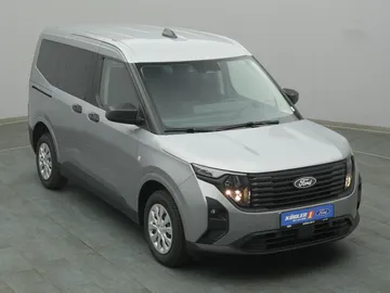Car image 25