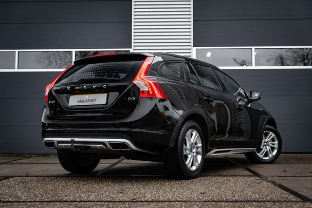 Volvo V60 Cross Country D3 Summum 110 kW image number 6