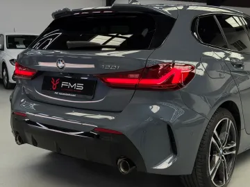 Car image 37